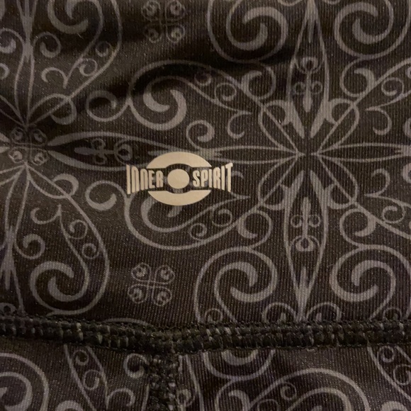 Inner Spirit Yoga PANTS in black/gray, size M. - Picture 5 of 6